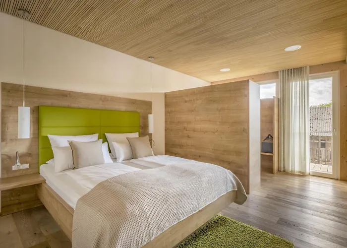 Der Heindlhof 4* Нойальбенройт